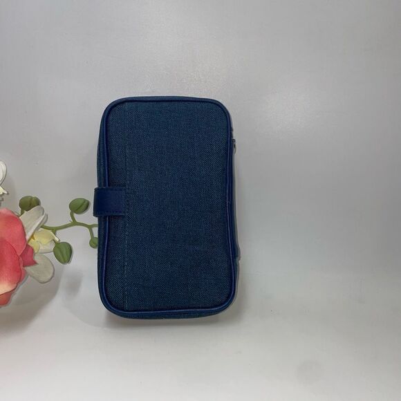 Salvatore Farragamo Parfumes - Picture 2 of 6